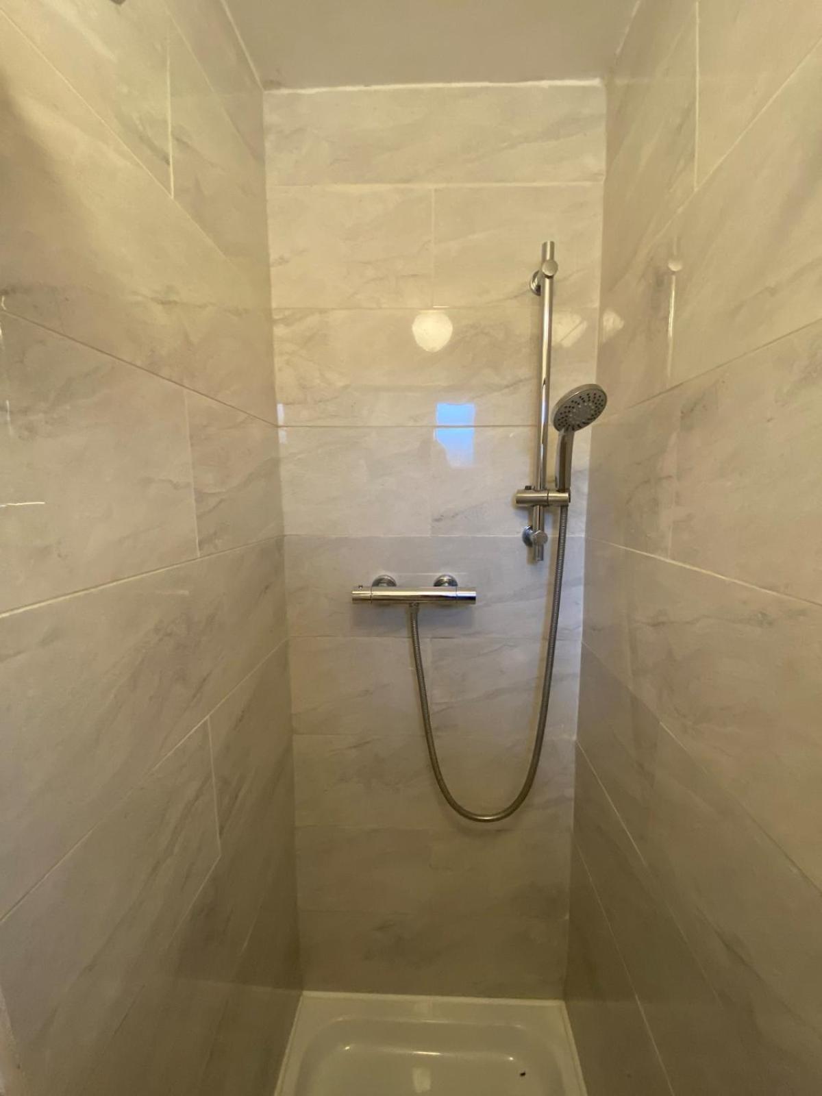Apartamento Promo Modern 1-bedroom Flat Near Crokepark And Citycentre Dublín
